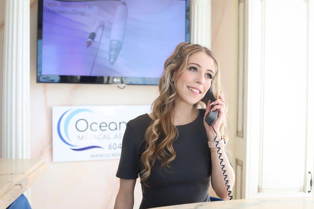 Images of the clinic's team of makeup artists and beauty professionals, highlighting their skills, experience, and qualifications.